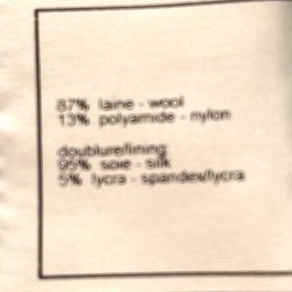 ❤️SOLD❤️Vintage CHANEL Tweed Pleated Blazer with inner chainlink lower trim - Picture 12 of 12